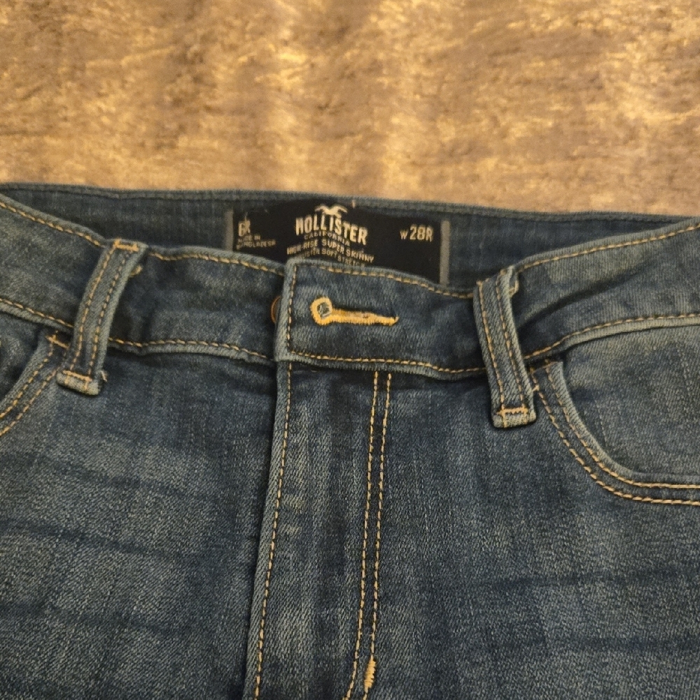 Hollister Women's Denim Highrise Skinny Jeans